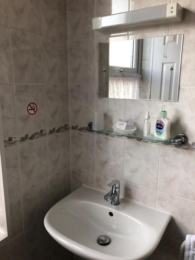 Spindrift Guest House - Adults Only Great Yarmouth Bagian luar foto