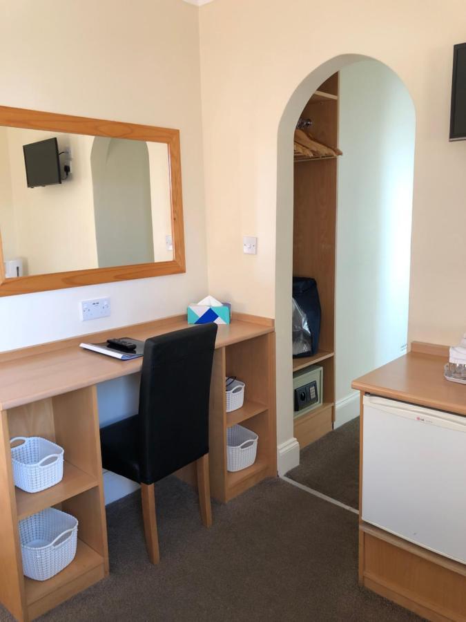 Spindrift Guest House - Adults Only Great Yarmouth Bagian luar foto