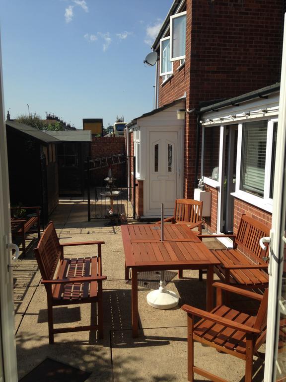 Spindrift Guest House - Adults Only Great Yarmouth Bagian luar foto
