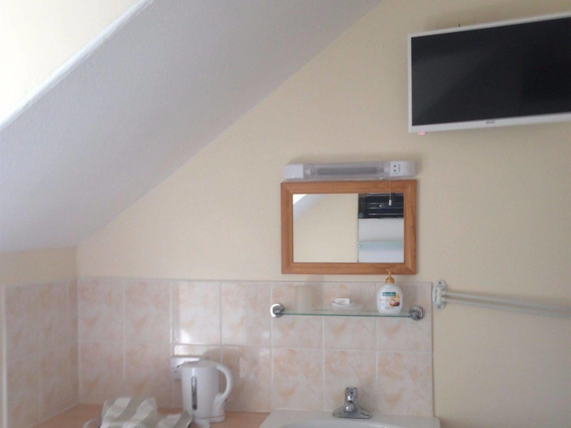 Spindrift Guest House - Adults Only Great Yarmouth Bagian luar foto