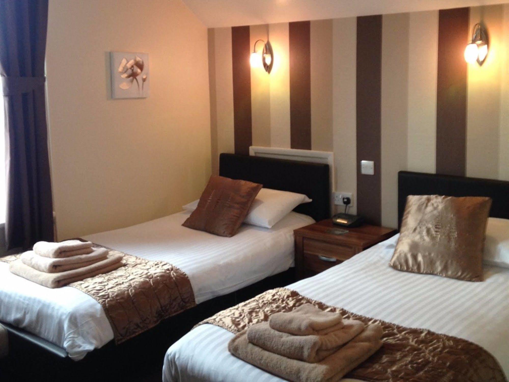 Spindrift Guest House - Adults Only Great Yarmouth Bagian luar foto