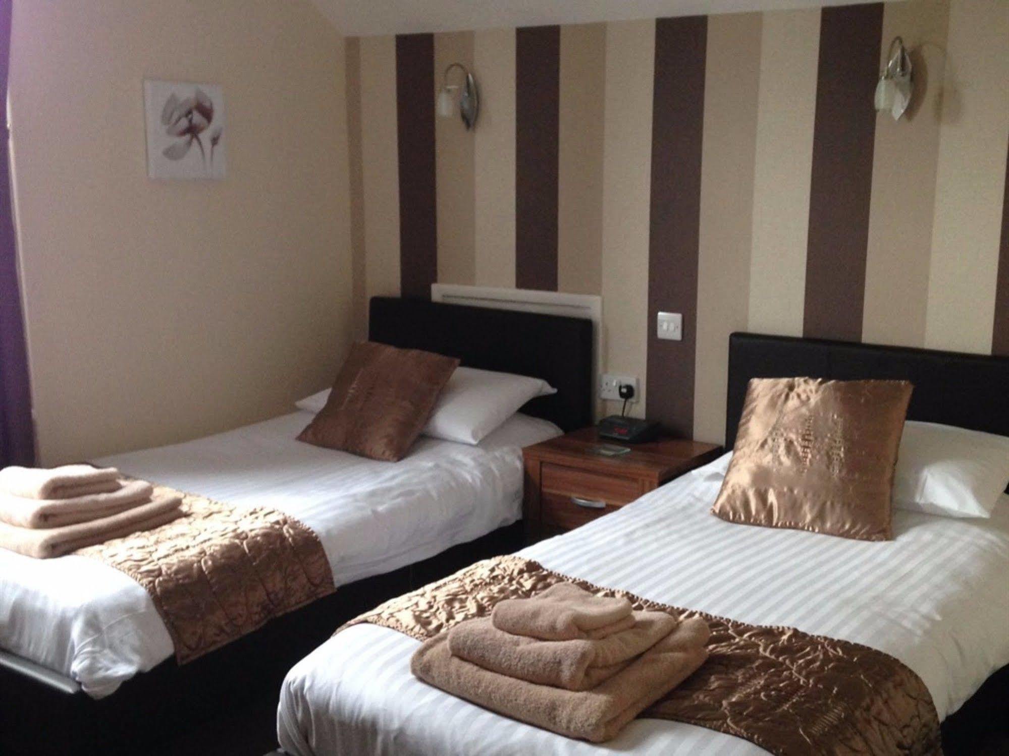 Spindrift Guest House - Adults Only Great Yarmouth Bagian luar foto